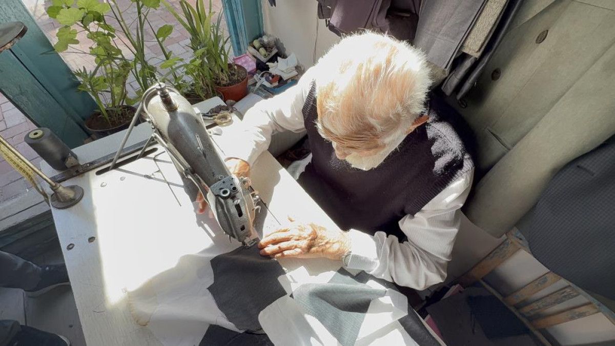 tokatta 75 yildir terzilik yapan arif dede artik cirak bulamiyoruz 1 jtWgBfrq