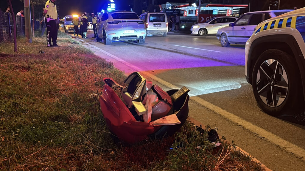 tokatta cip ile motosiklet carpisti 2 olu R6JfOe17