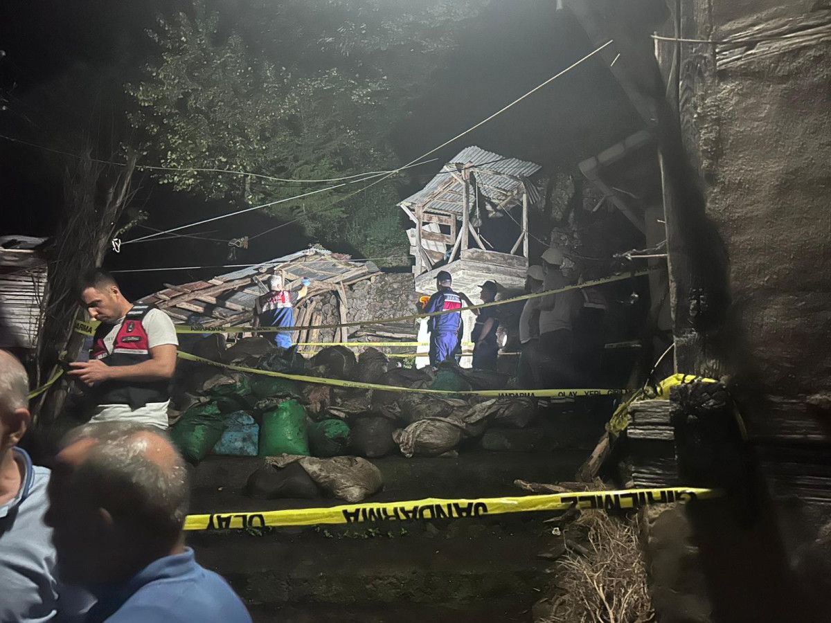 trabzonda ilkel teleferikte akima kapilan cift oldu 2