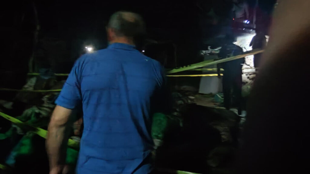 trabzonda ilkel teleferikte akima kapilan cift oldu q2fxEWYa