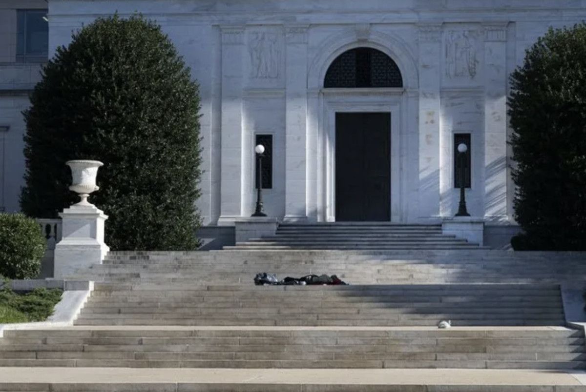 trumptan washingtondaki evsizlere derhal gidin cagrisi 1 ZWR9IJZq