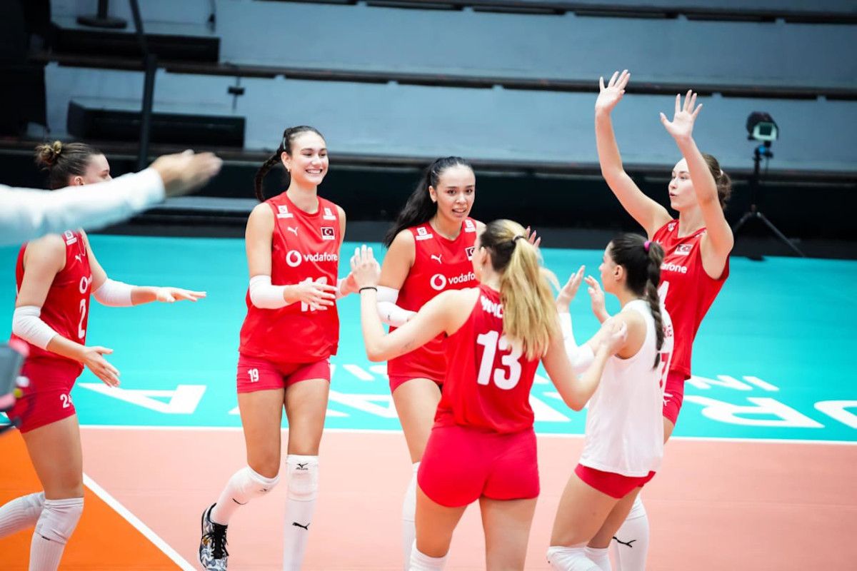 turkiye 21 yas alti kadin voleybol milli takimi 8 oldu 2 JdqaP88Z