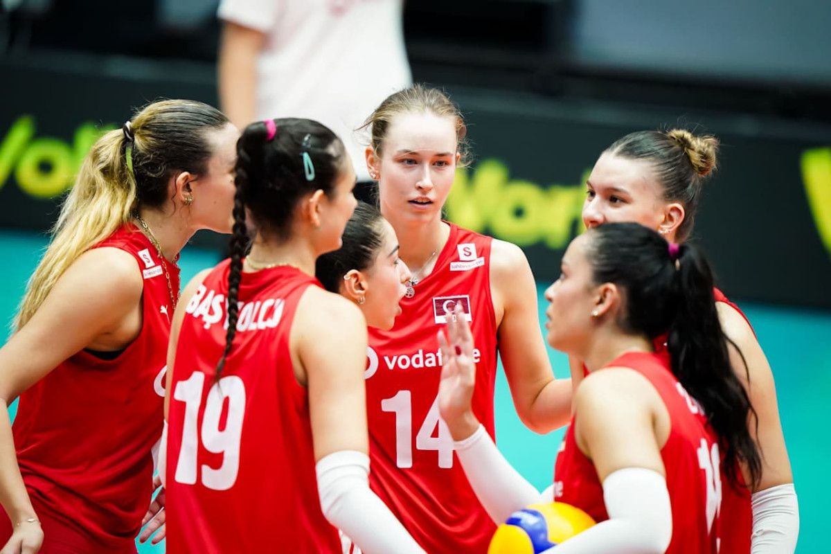 turkiye 21 yas alti kadin voleybol milli takimi 8 oldu 3 YnfRmQCR