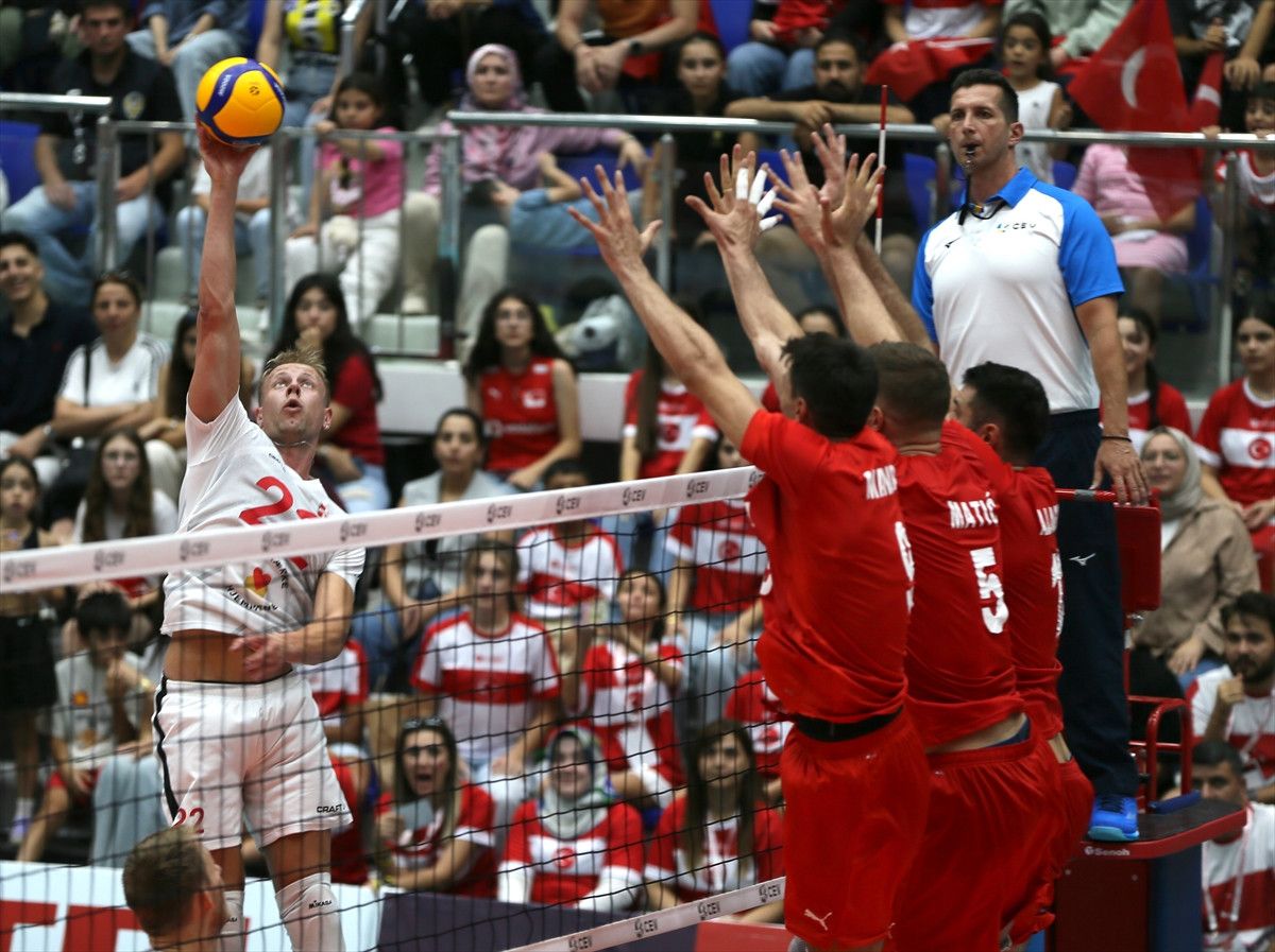Türkiye, CEV Erkekler Avrupa Voleybol Şampiyonası'nda 4 turkiye cev erkekler avrupa voleybol sampiyonasinda 3