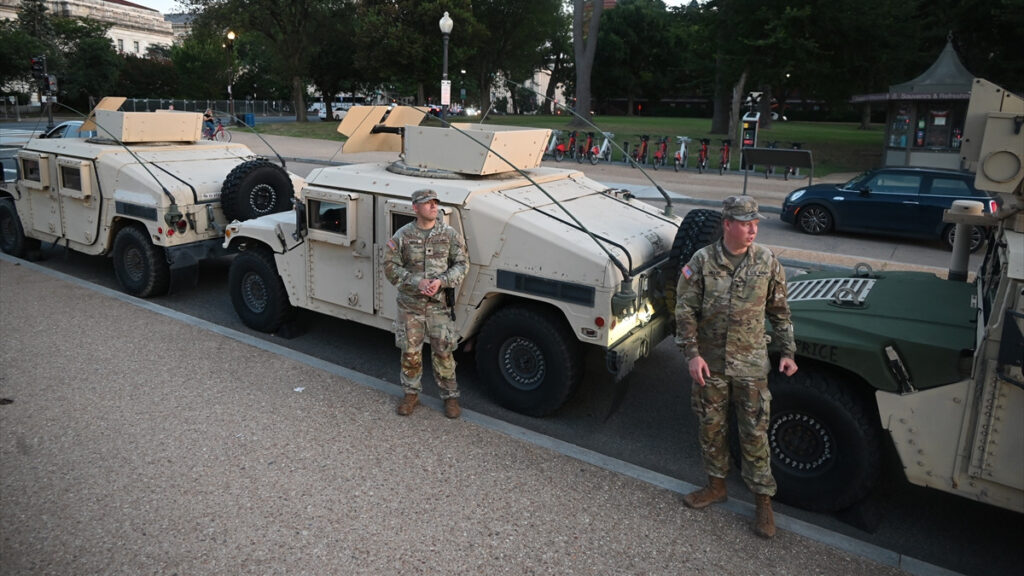 uc cumhuriyetci eyalet washingtona ulusal muhafiz gonderiyor jce3rrlu