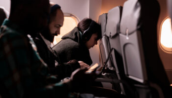 ucaga binmeden koltugunuzu iyi secin bazi koltuklar daha guvenli nvgfyhWm