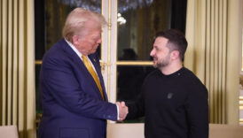 ukrayna devlet baskani zelensky donald trump ile gorustu QEnk1z7K