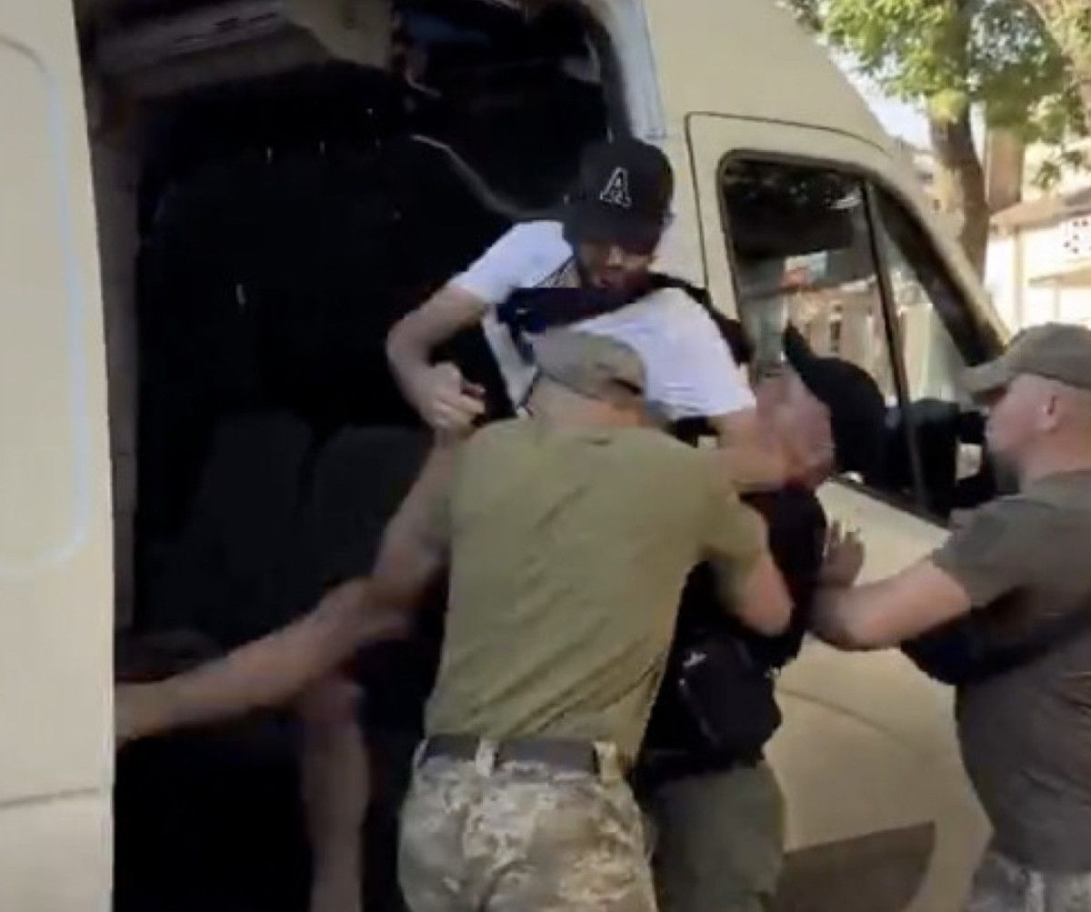 ukraynada zorla askere alim islemleri devam ediyor 1 lYezHepr