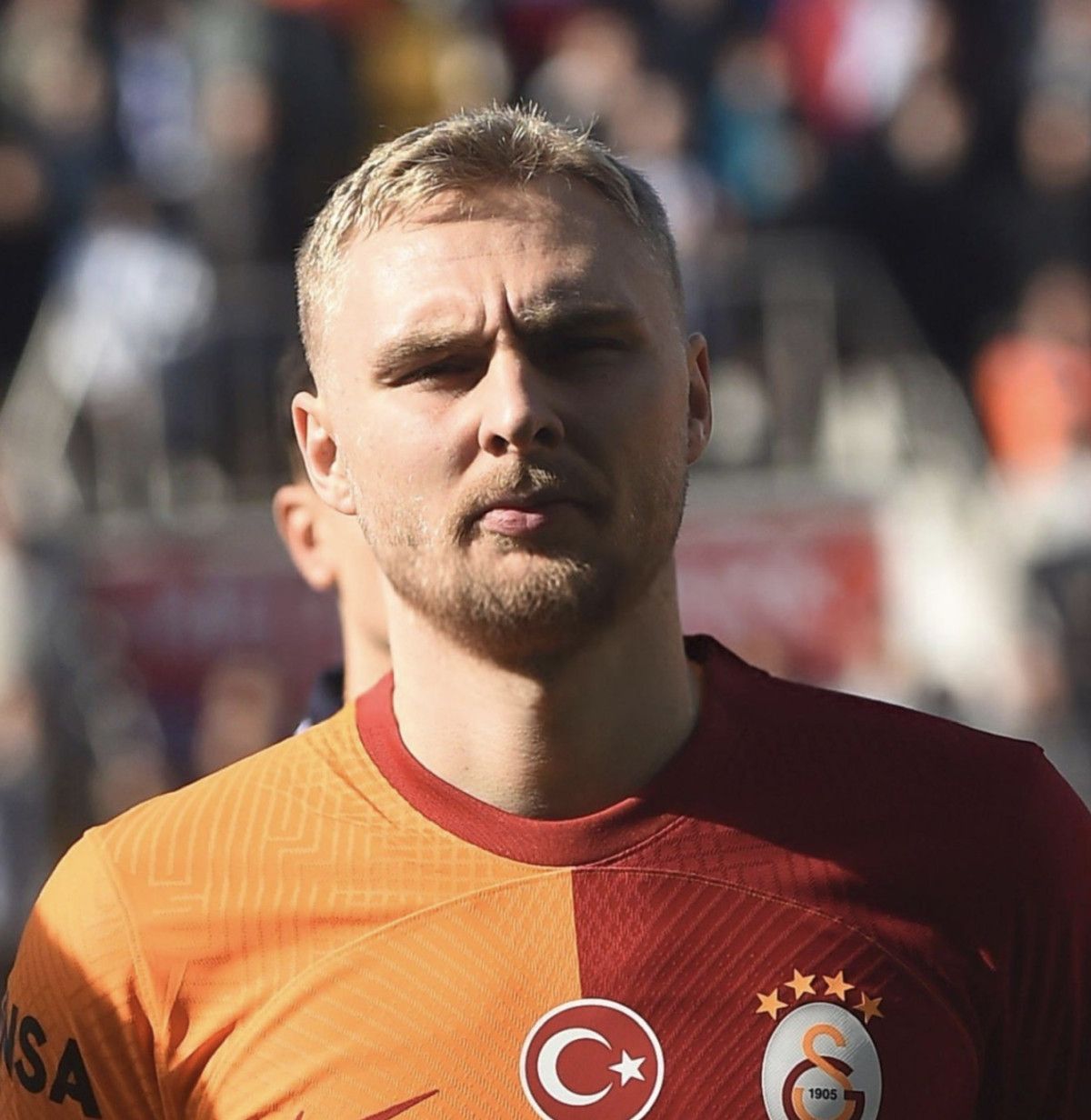 victor nelsson italyaya gitti 1 CbqUT7zM