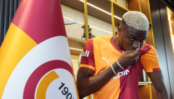 victor osimhen cok daha buyuk basarilara imza atacagimiza inaniyorum EOIDR6FV