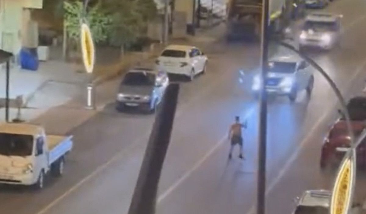 yalovada yoldan gecen araclara bicakli saldiri gozaltina alindi 0 iKSQqjL4