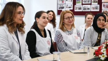 yer degistirme basvurusu yapan ogretmenlerin atamalari tamamlandi hRS5nGuK