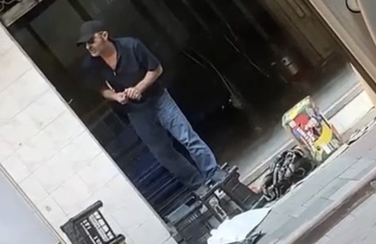 zonguldakta sokak ortasinda 2 sarjor mermi atesledi o anlar kamerada 0 kIgidHe5