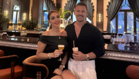 zuhal topalin aile pozu kizi ve esiyle spor yapti zUv2FuBK