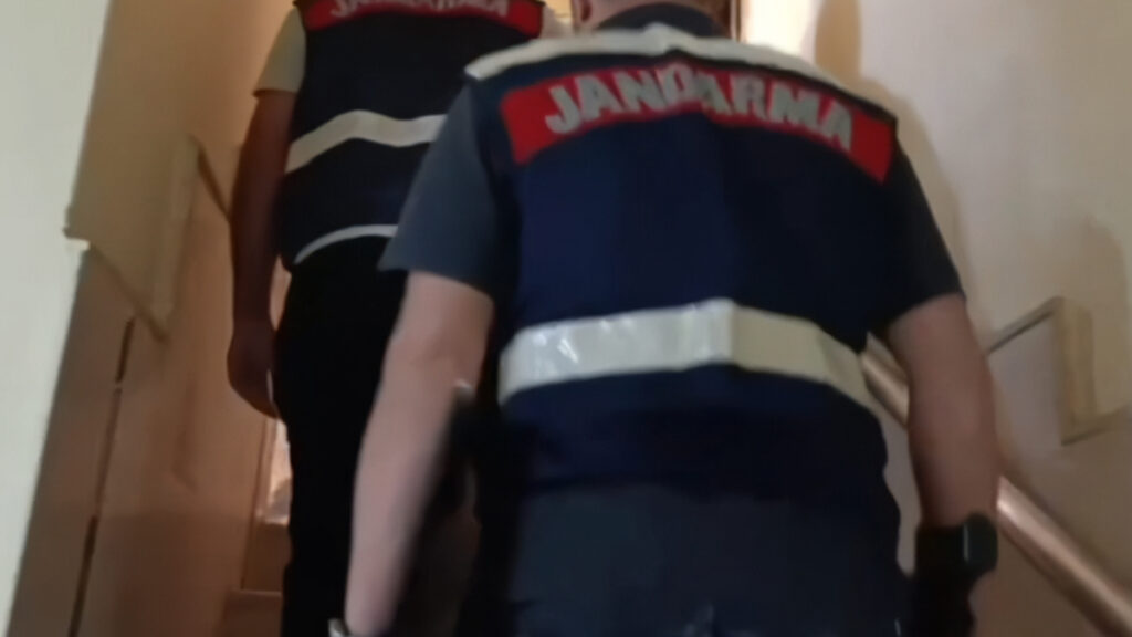 19 ilde feto operasyonu 53 supheli yakalandi 4a2RmLym