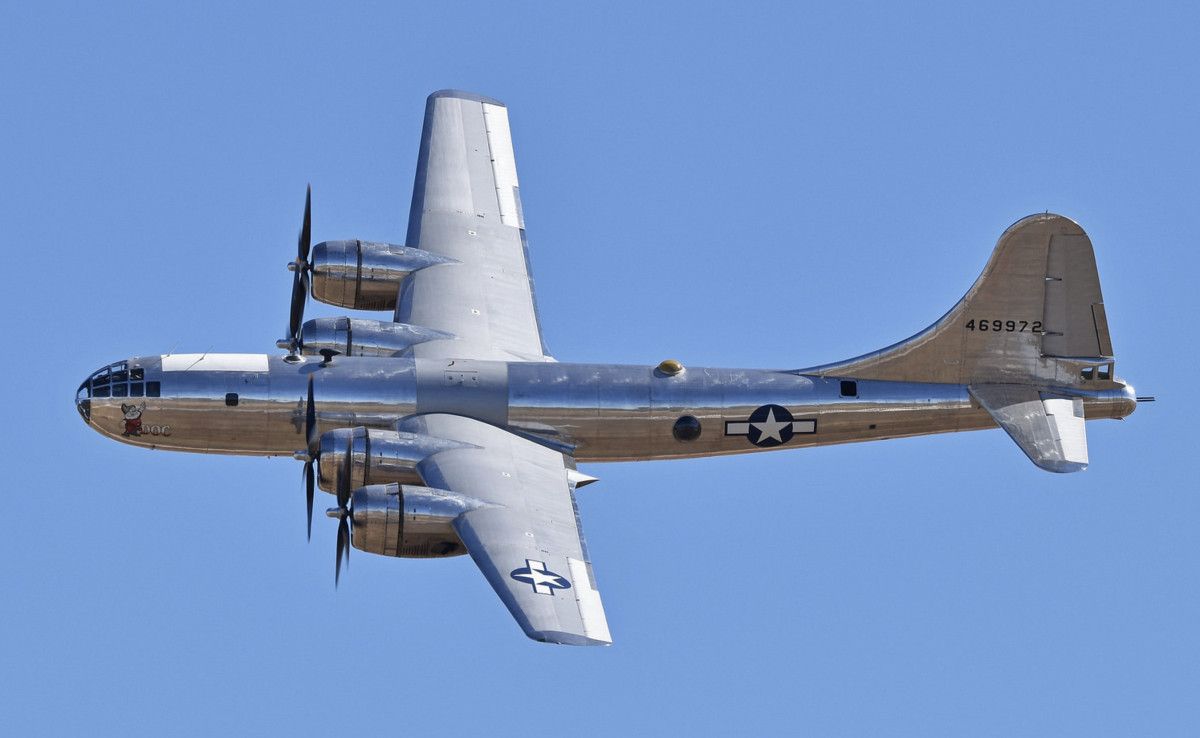 2 dunya savasinin en pahali silahi savasi bitiren ucak 3 gYLD97yf