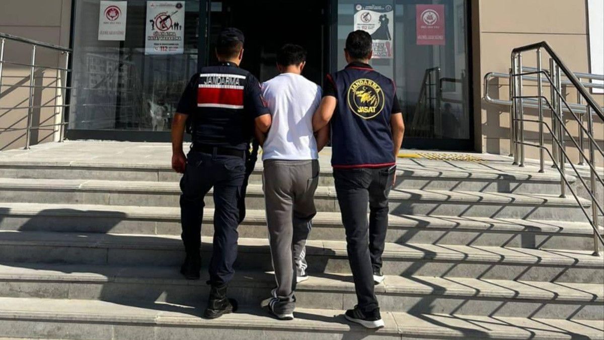 98 suc kaydi bulunan 21 yasindaki firari kirikkalede yakalandi 0 6WcULmtd