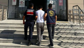 98 suç kaydı bulunan 21 yaşındaki firari Kırıkkale'de yakalandı 3 98 suc kaydi bulunan 21 yasindaki firari kirikkalede yakalandi A49SjeU9
