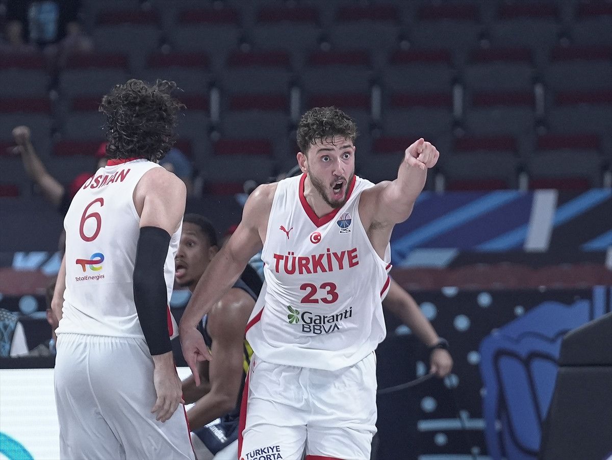 a milli basketbol takimi yari final icin sahaya cikacak 1 3hp1y5BT
