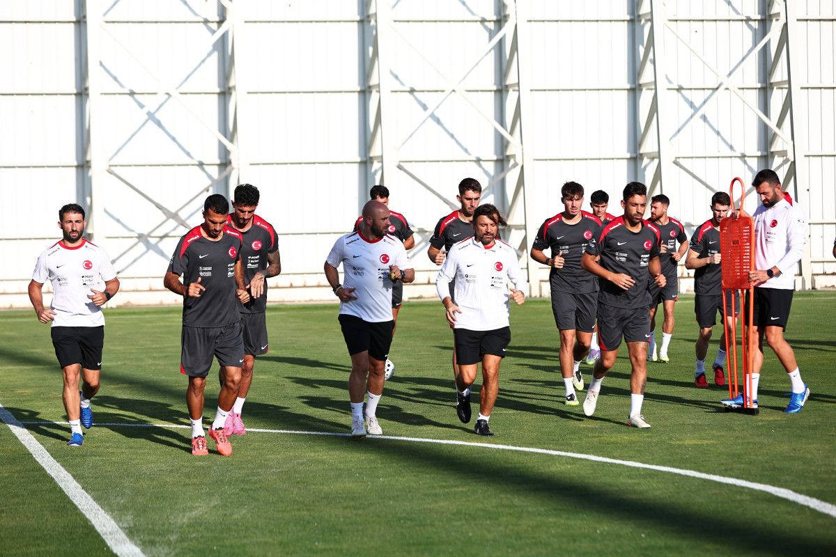 a milli futbol takimi ispanya maci hazirliklarina basladi 1 p7TCpTRI