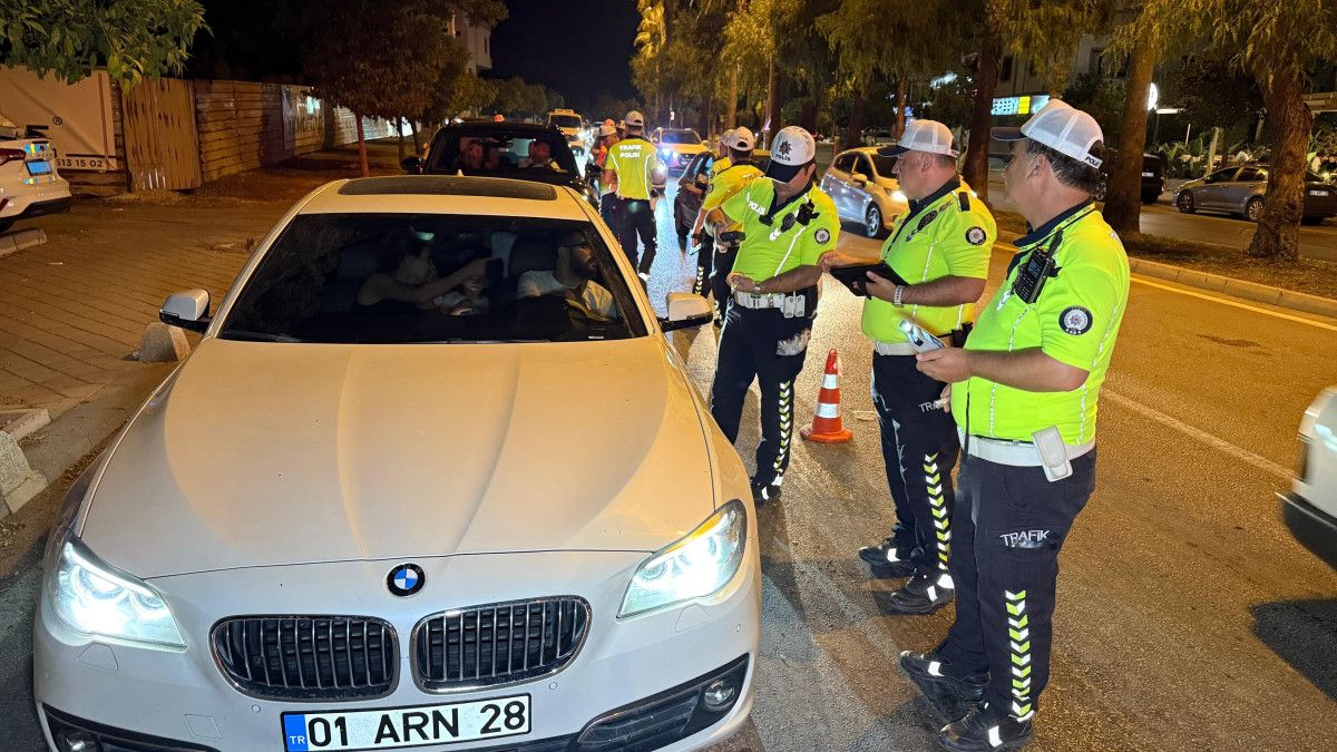 adanada alkollu suruculere gecit verilmedi 5