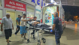 adanada hali saha macinda gerginlik basina tasla vuruldu mYySLxhV