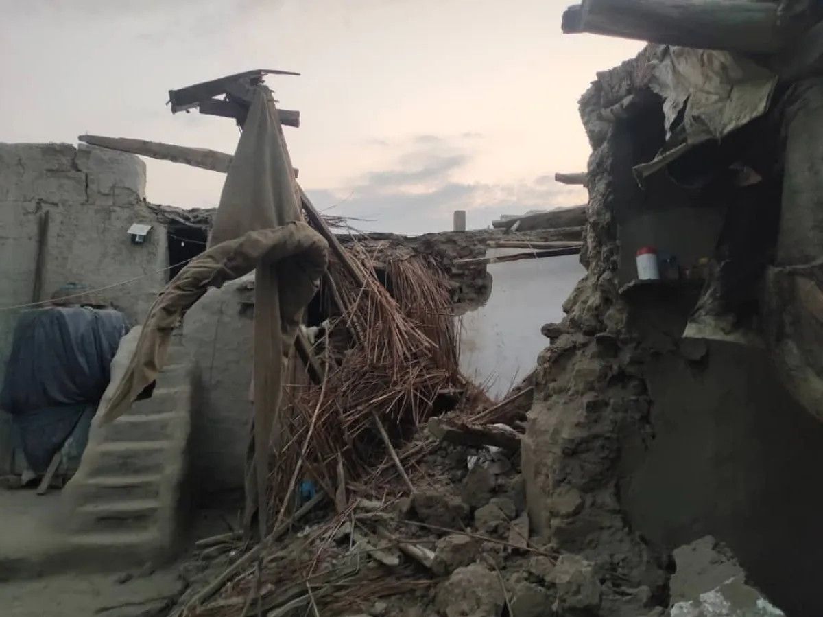 afganistanda 56 buyuklugunde deprem meydana geldi 1 caNEmgsL