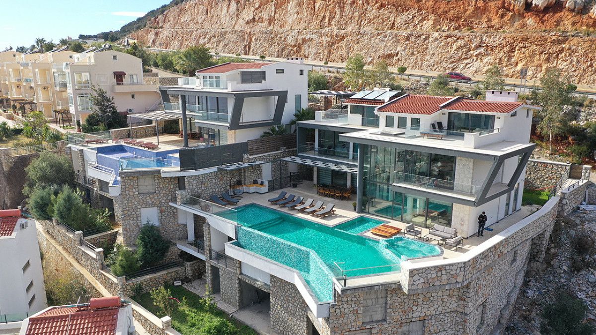 aidat artislari 2025te zirve yapti 1