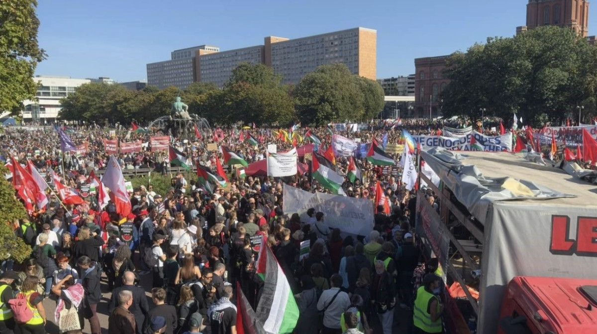 almanyadaki en buyuk gazze yuruyusu 100 bini askin kisi katildi 1 BbEW47OV