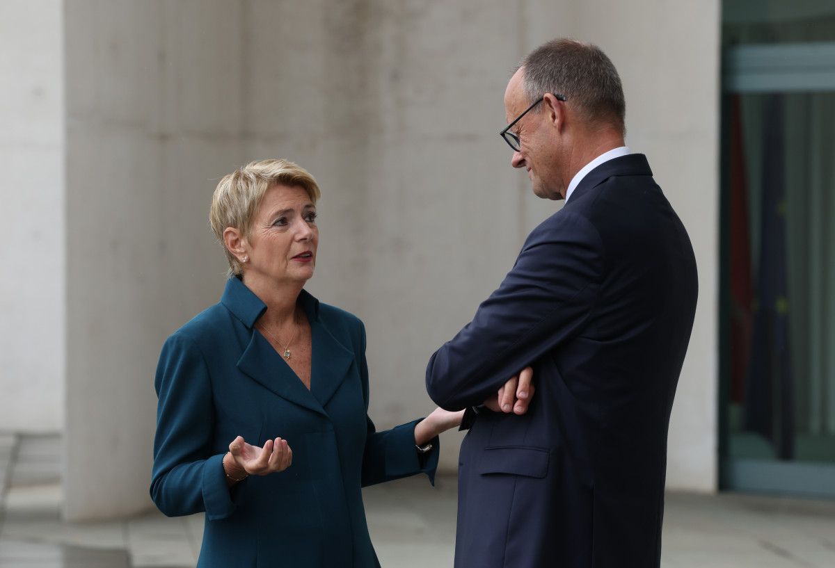 amanya basbakani merz en onemli guvenlik garantisi ukrayna ordusuna yeterli destek saglamak 1 FAQQdTFv