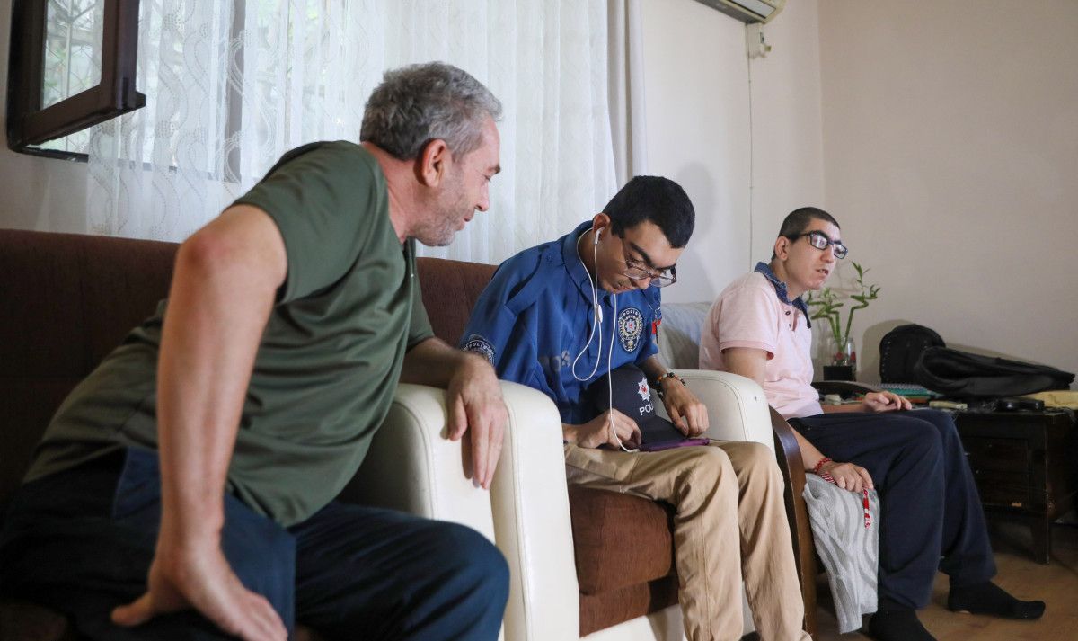 antalyada engelli cocuklari icin ev yaptirmak isterken birikimini de kaybetti 2 2sY2krFn