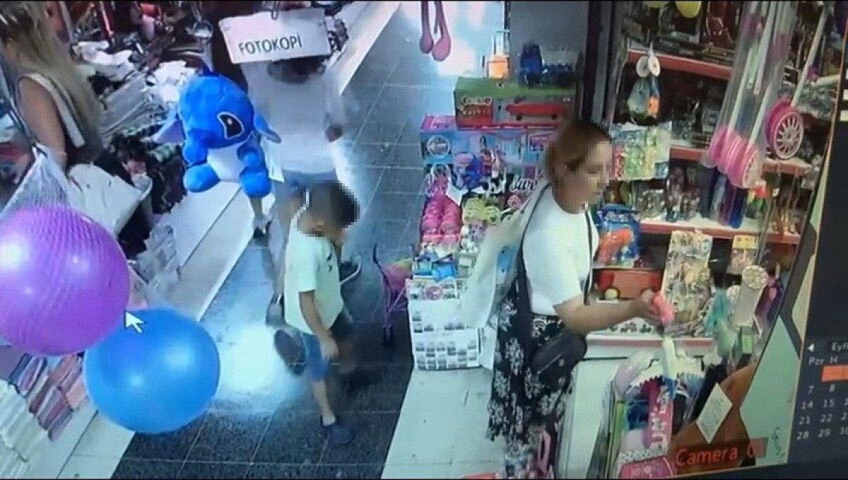 aydinda caldigi 700 tllik oyuncagi cocuguna verdi 10 tllik de alisveris yapti 0 kB54GufL