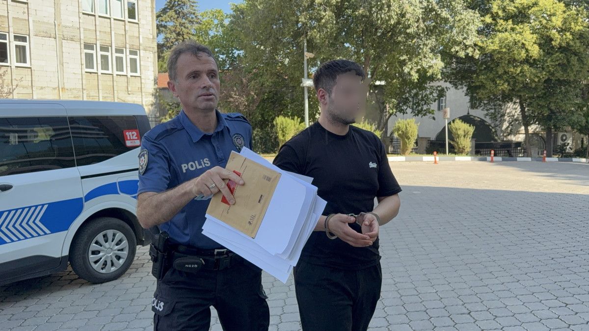 Barda çıkan kavgada teğmen ve müteahhit hastanelik oldu 1 barda cikan kavgada tegmen ve muteahhit hastanelik oldu 0 r2aVwHUi