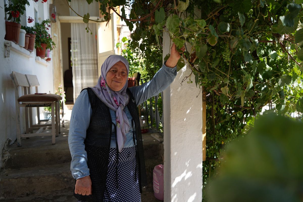 bayburtta 44 yildir kirada oturdugu evi saraya cevirdi 4 vSJ9dqqg