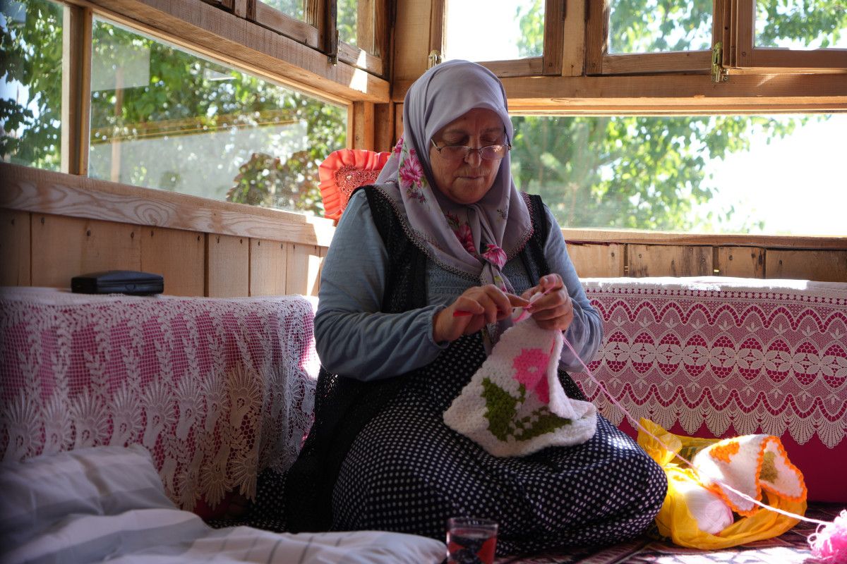 bayburtta 44 yildir kirada oturdugu evi saraya cevirdi 5 SptQW2aS