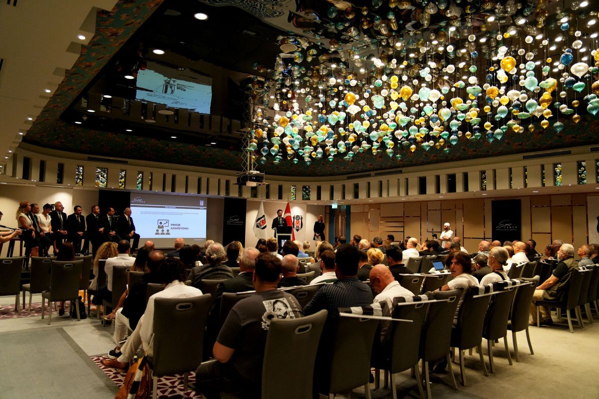 besiktas divan kurulu baskan adayi emir tamer basinla bir araya geldi 3