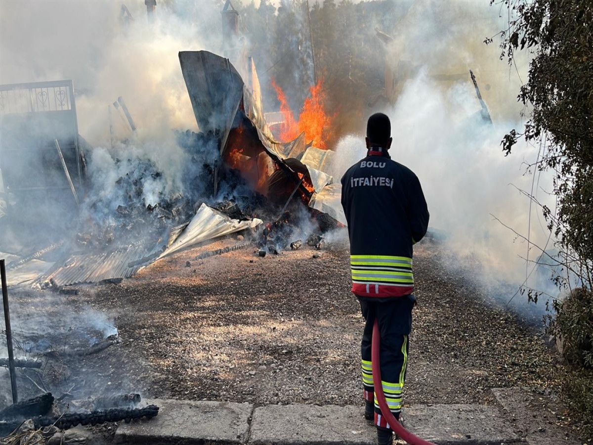 boluda ait 4u ev 12 yapiyi yakan damat yakalandi 0 Gt6jEE9c