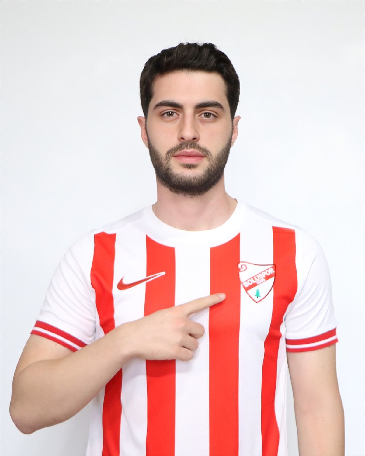 boluspor burak topcu ile 3 yillik sozlesme imzaladi 0 gaQyS3Zb