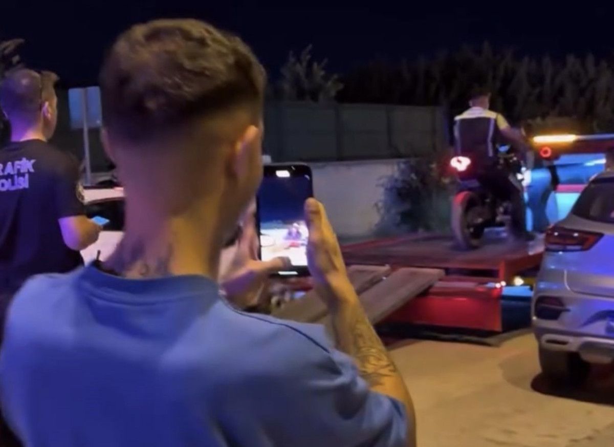 bursada tek teker uzerinde trafikte tehlike sacti sadece oluler gorur 2