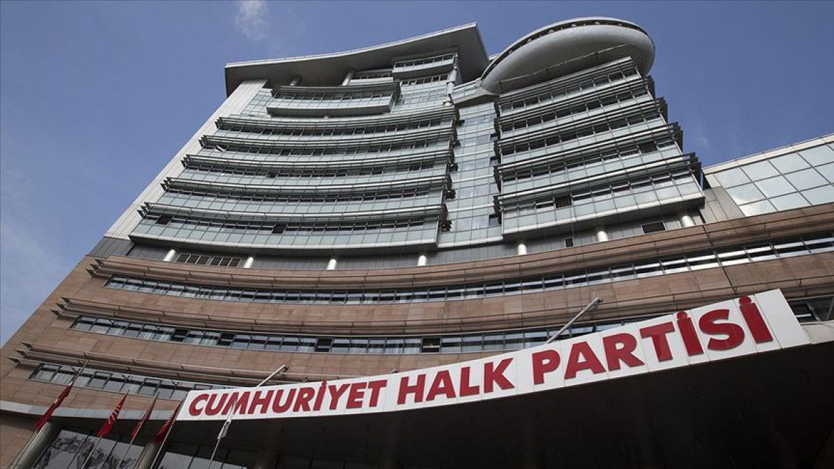 chp myk ozgur ozel baskanliginda olaganustu toplaniyor 0 RYfkAbS2