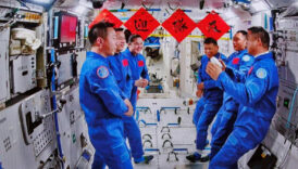 cin uzayda camasirlari temizleyebilen camasir makinesi uretti Rp9XPC2F