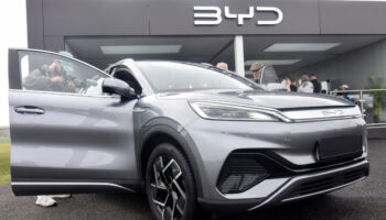 cinli otomobil devi bydnin buyumesi yavasladi s1dXaIBG