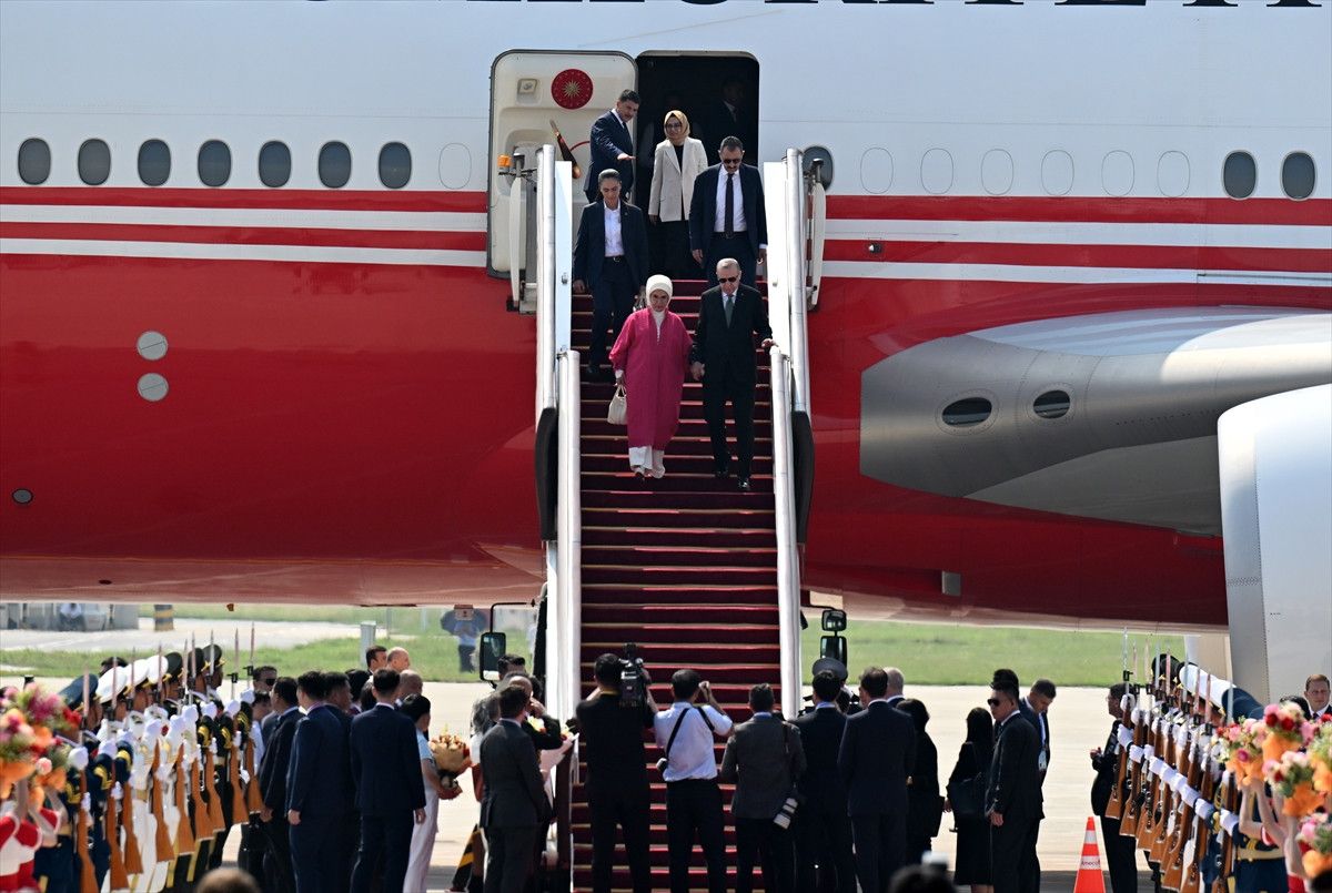 cumhurbaskani erdogan cinde torenle karsilandi 0 yr1OcSEZ