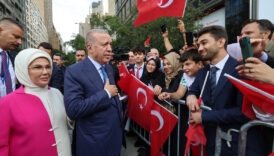 cumhurbaskani erdogana devlet bahcelinin trc cagrisi soruldu IdQyMjWJ