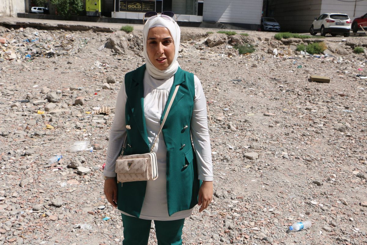 diyarbakirda 60 saat enkazda kaldi yasadiklarini kitaplastirdi 0 EFFja2kT