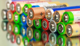 duyan hemen kontrol ediyor pillerin bitip bitmedigi meger o sekilde anlasiliyormus BAU8UAiy