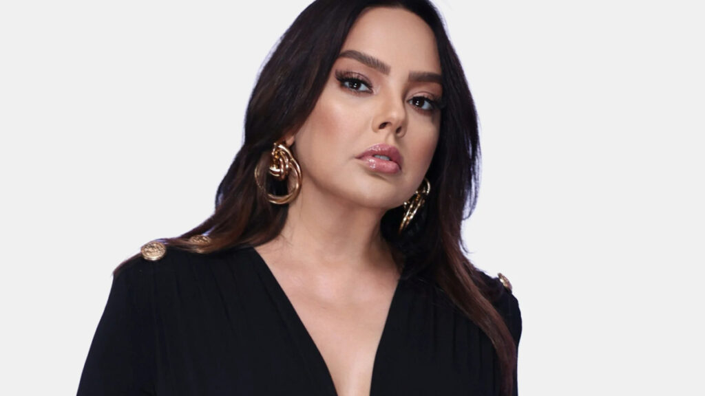 ebru gundes uzaktan bosandi t1F2YEc7