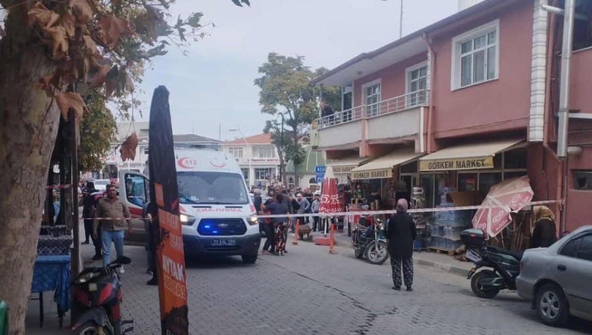 edirnede kiraathanede vurularak olduruldu baba ve oglu gozaltinda 0 d4sT6UQs