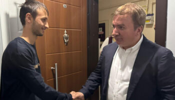 erzincan valisi aydogdudan babasi yogun bakimdaki ogrenciye destek NVALPhuN