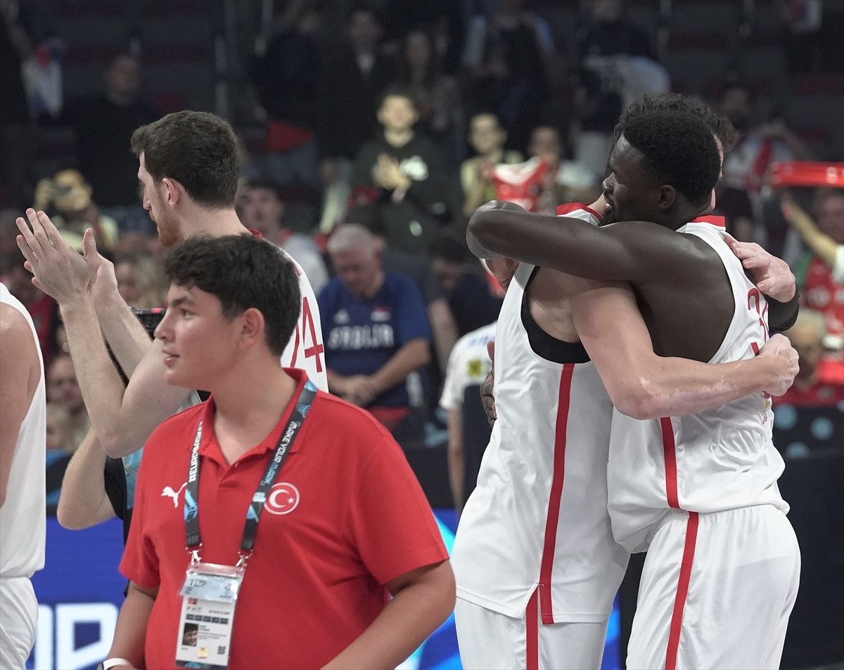 eurobaskette sirbistani deviren milliler grupta 5te 5 yapti 3